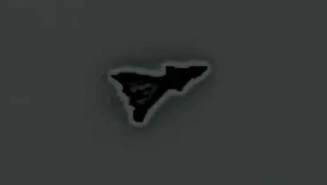 Cropped screengrab of the mysterious aircraft spotted with a thermal camera near Area 51.